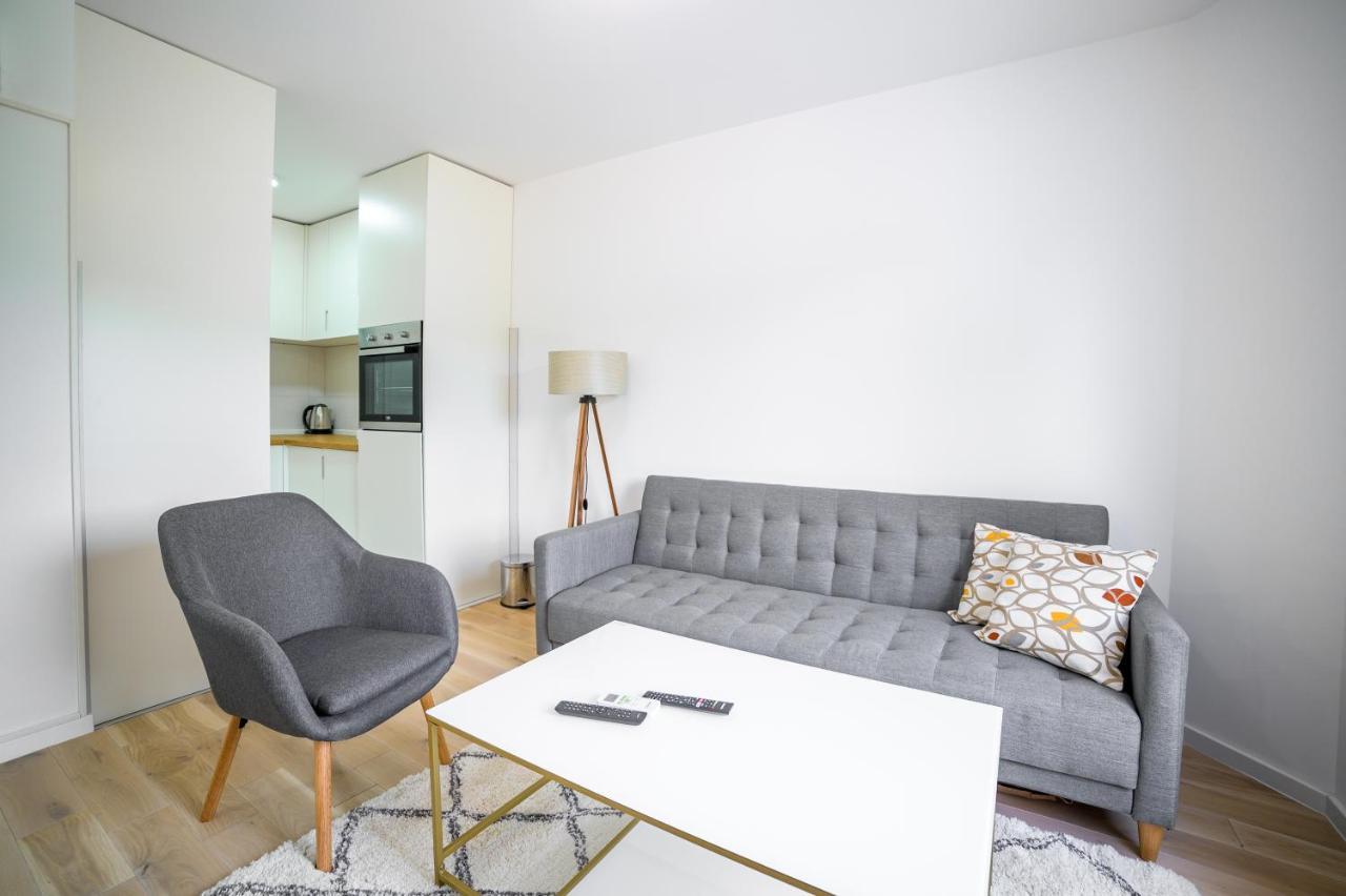 Sun Square Apartments ทูซลา ภายนอก รูปภาพ