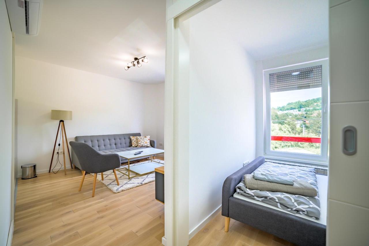 Sun Square Apartments ทูซลา ภายนอก รูปภาพ